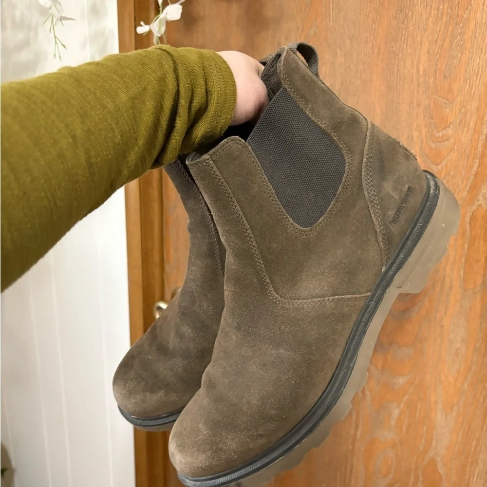 Sorel Men's Brown Suede Chukka Boots